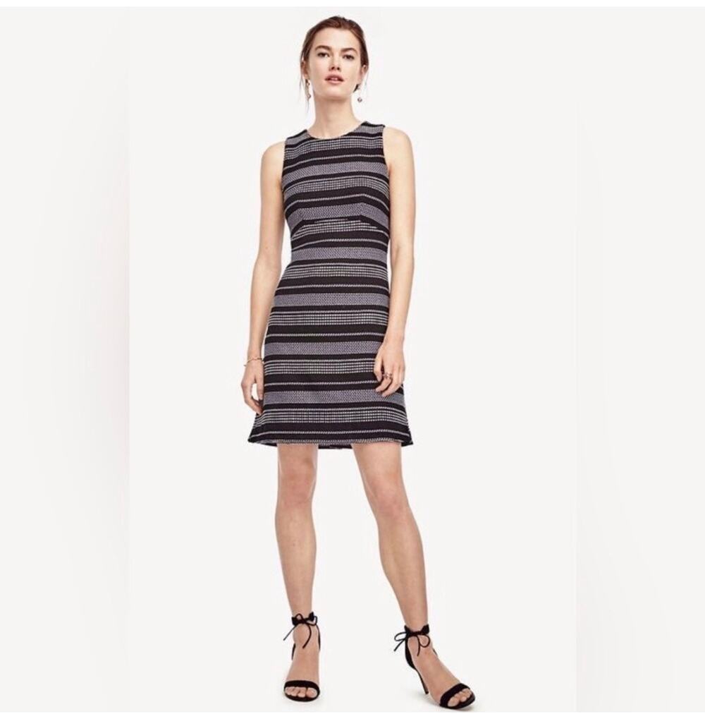 Ann Taylor Tweed Sleeveless Dress Size 6 Black White